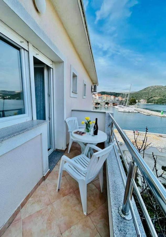 Apartman & Rooms Draga Marina Exterior foto