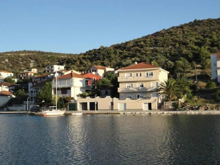 Apartman & Rooms Draga Marina Exterior foto