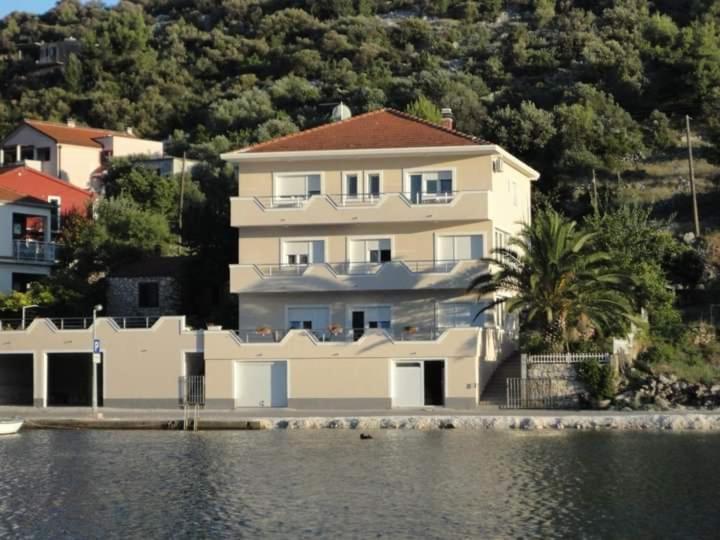 Apartman & Rooms Draga Marina Exterior foto